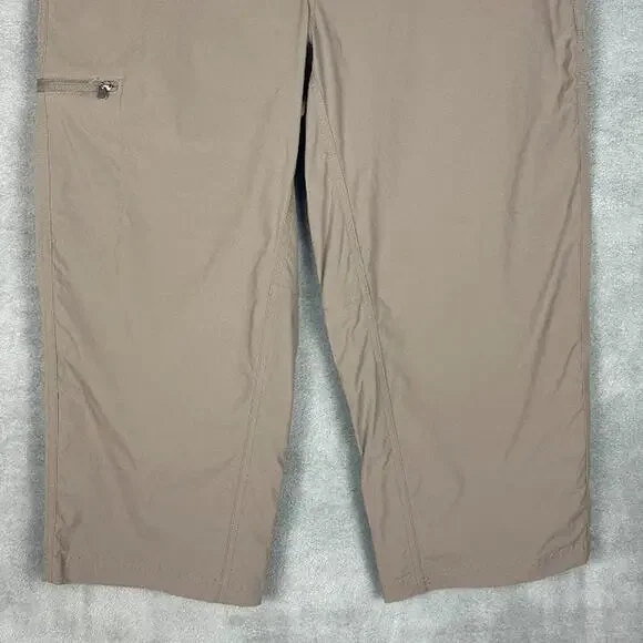 LL Bean Pants Women 10 Brown Comfort Trail Crop Stretch UPF Wicking Outdoor Hike - Picture 3 of 15